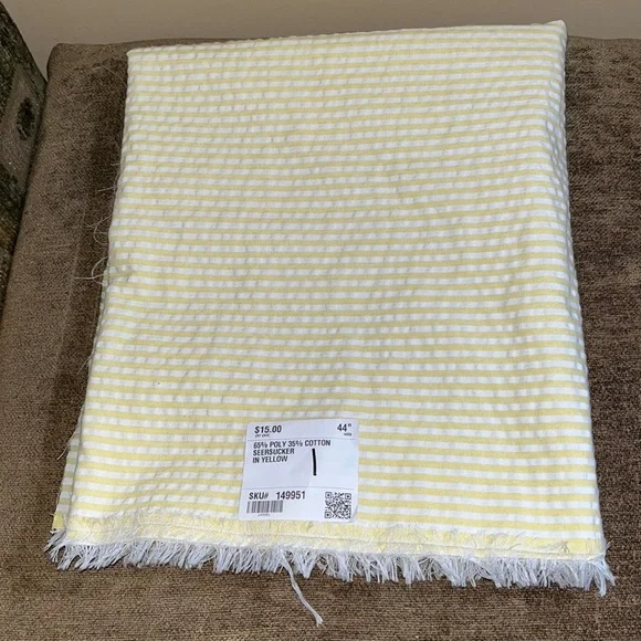 Yellow Cotton Seersucker Fabric One Yard - Picture 1 of 3